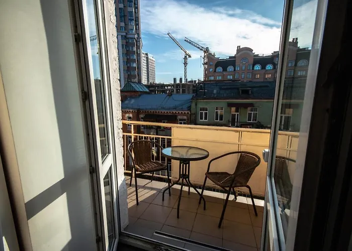Kyiv Rouge Apartment